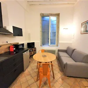 L'appart De La Rue Balze Arles