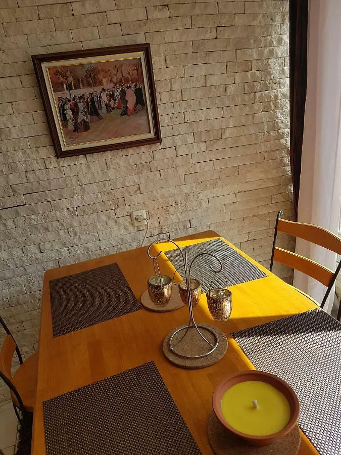 Maison Arles 0*,  France